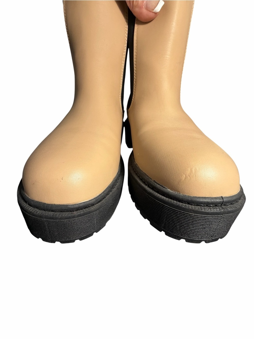 MIA Beige Chelsea Boots with Black Elastic Panels Womens 7 - Picture 10 of 10